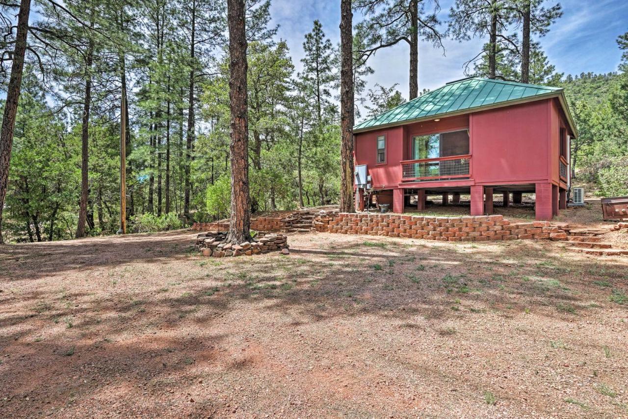 Romantic Strawberryandpine Studio Cabin With Deck! Exterior photo